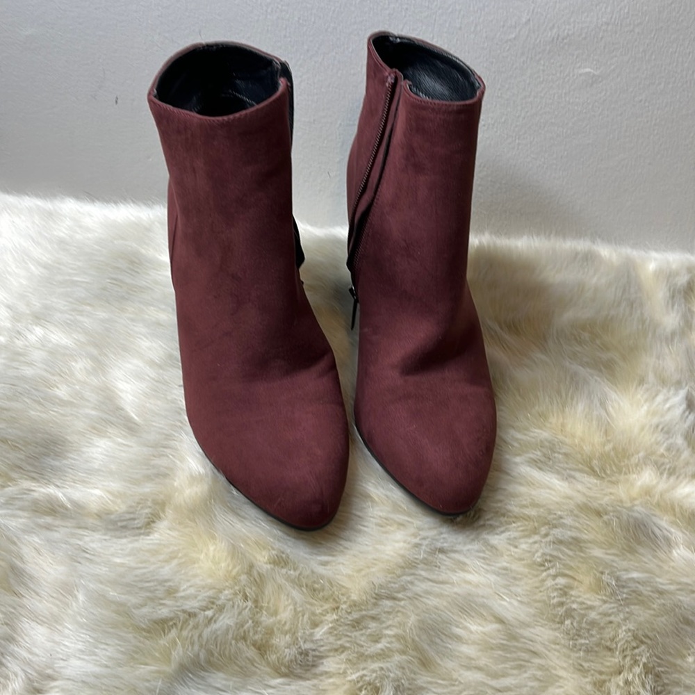Just fab size 9.5 Eliana Block heel Bootie